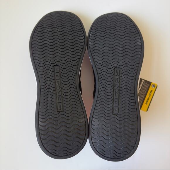 Sea-Doo Water Shoes in Red Black jet ski Sneakers water sports drain holes mesh - Picture 13 of 16
